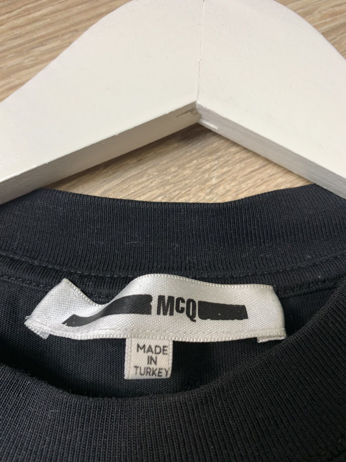 Alexander McQueen Alexander Mcqueen t shirt Size US S / EU 44-46 / 1 - 5 Thumbnail