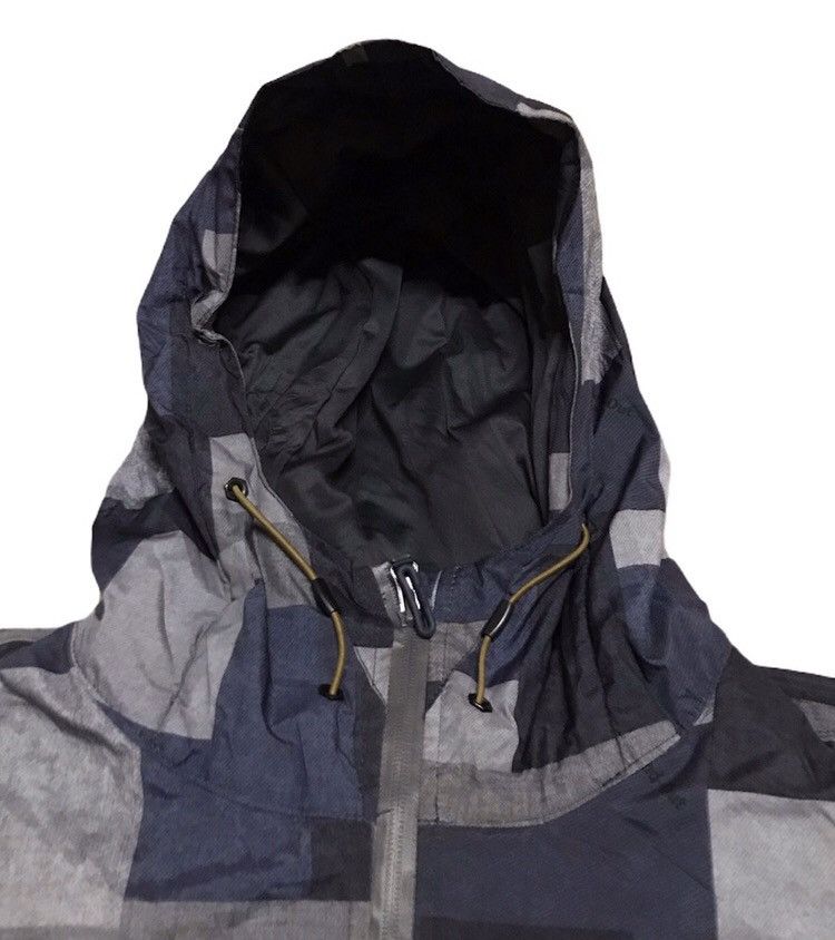 Japanese Brand Find out outdoor jacket Size US L / EU 52-54 / 3 - 5 Thumbnail