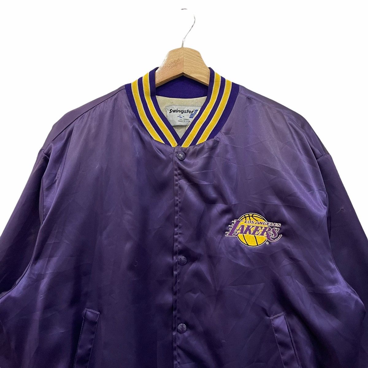NBA Vintage 90s LA LAKERS Snap Button Satin Bomber Jacket Size US L / EU 52-54 / 3 - 4 Thumbnail