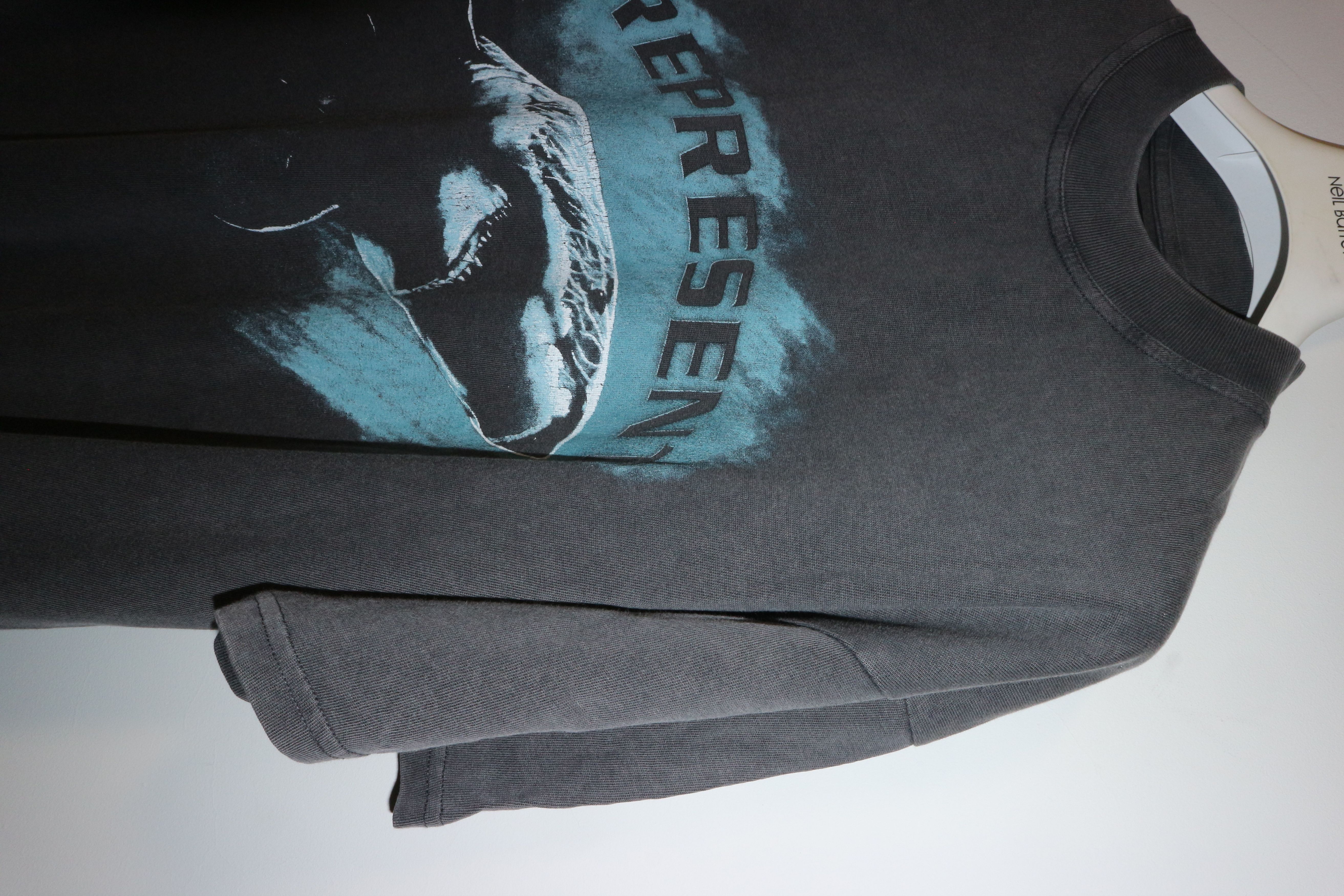 Represent Clo. SHARK PRINT T-SHIRT Size US L / EU 52-54 / 3 - 4 Thumbnail