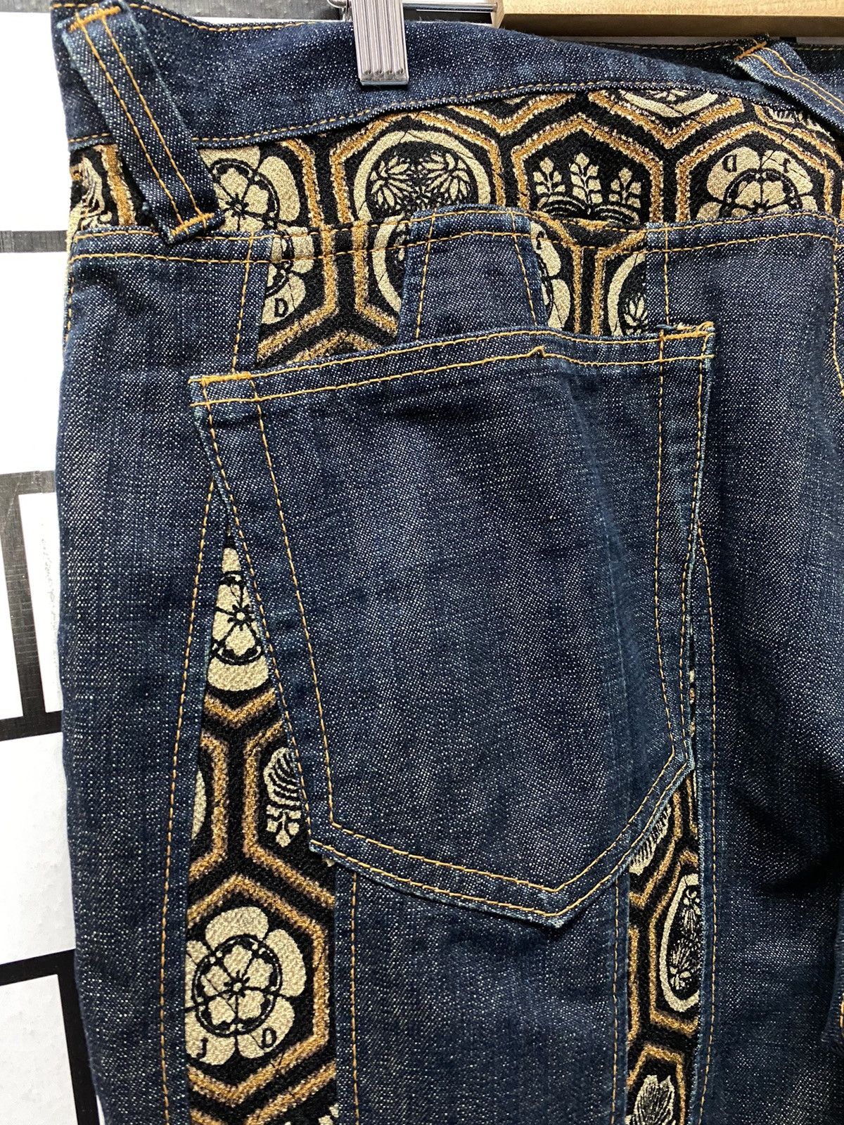 Japanese Brand JUVENILE DELINQUENT X Japan Blue Reconstructed Denim Pants Size US 38 / EU 54 - 13 Thumbnail