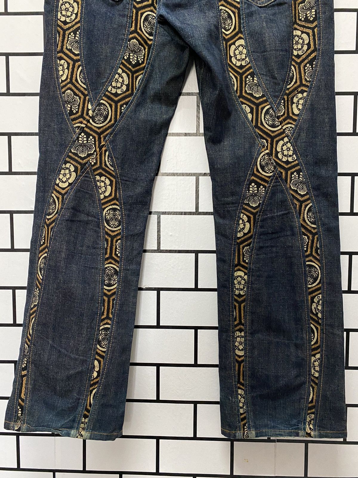 Japanese Brand JUVENILE DELINQUENT X Japan Blue Reconstructed Denim Pants Size US 38 / EU 54 - 10 Thumbnail