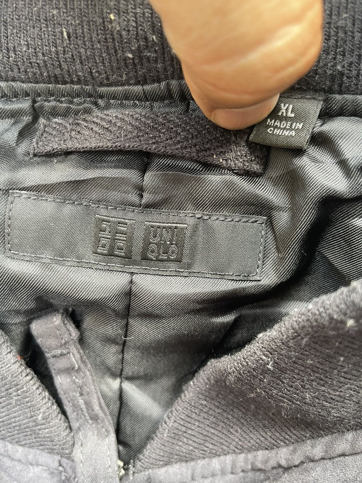 Uniqlo Uniqlo Bomber Jacket Size US XL / EU 56 / 4 - 11 Thumbnail