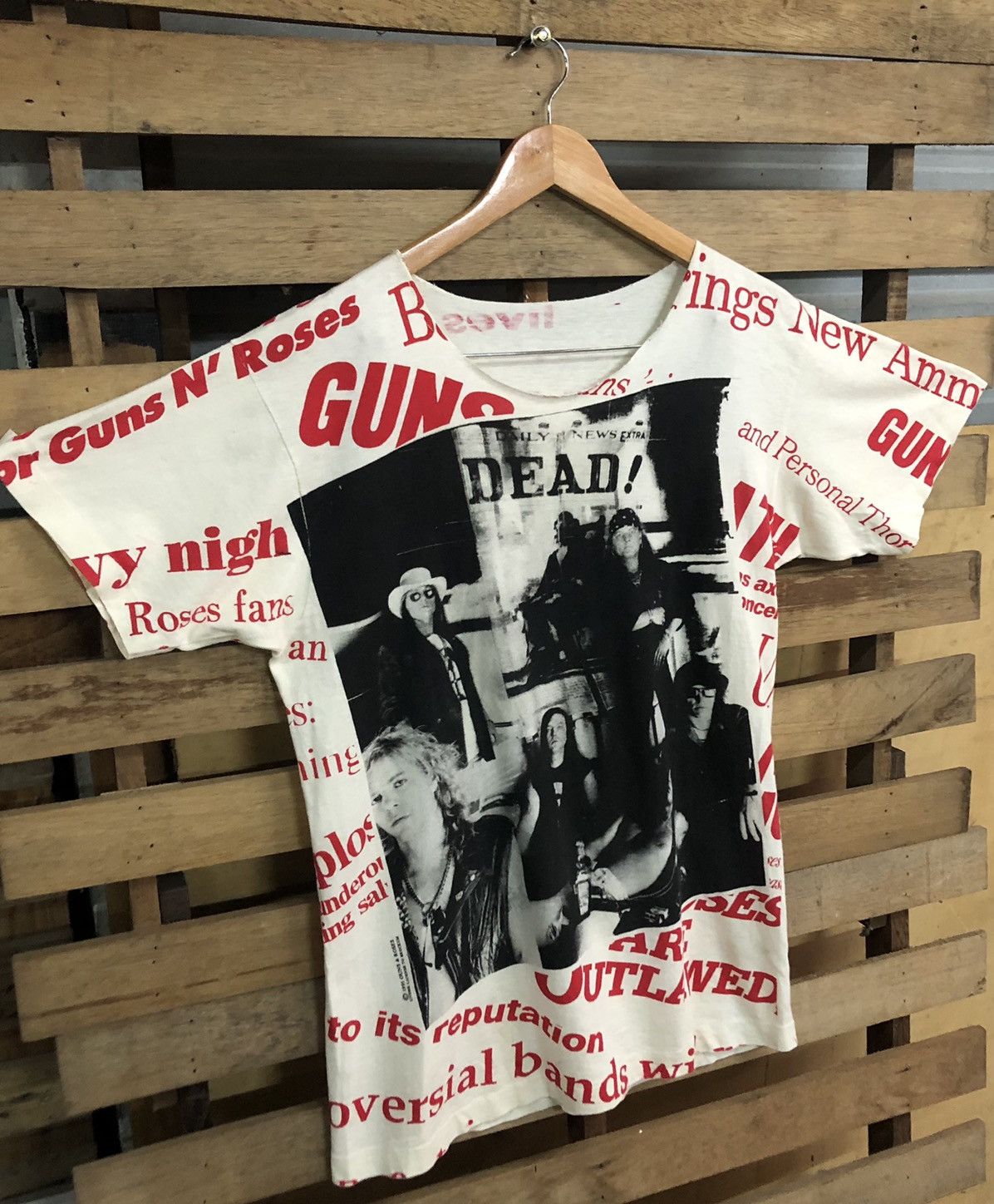 Brockum × Guns N' Roses Super Rare Vintage 1991 Guns & Roses All Overprint Size US M / EU 48-50 / 2 - 3 Thumbnail