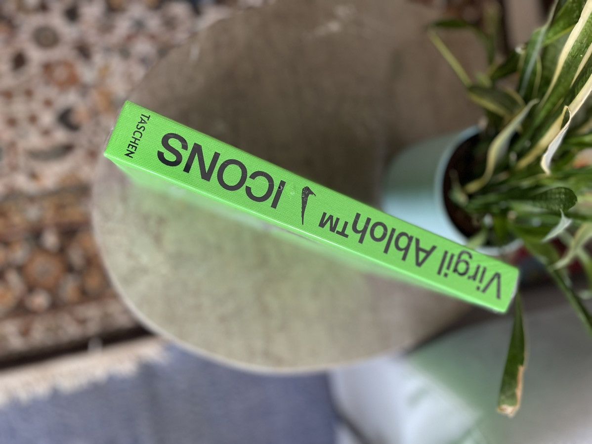 Nike Virgil Abloh for Nike ICONS Something’s OFF by Taschen Size ONE SIZE - 4 Thumbnail