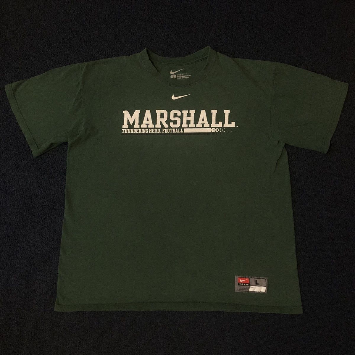 Nike Vintage Nike Marshall University Center Swoosh Football Tee Size US L / EU 52-54 / 3 - 3 Thumbnail