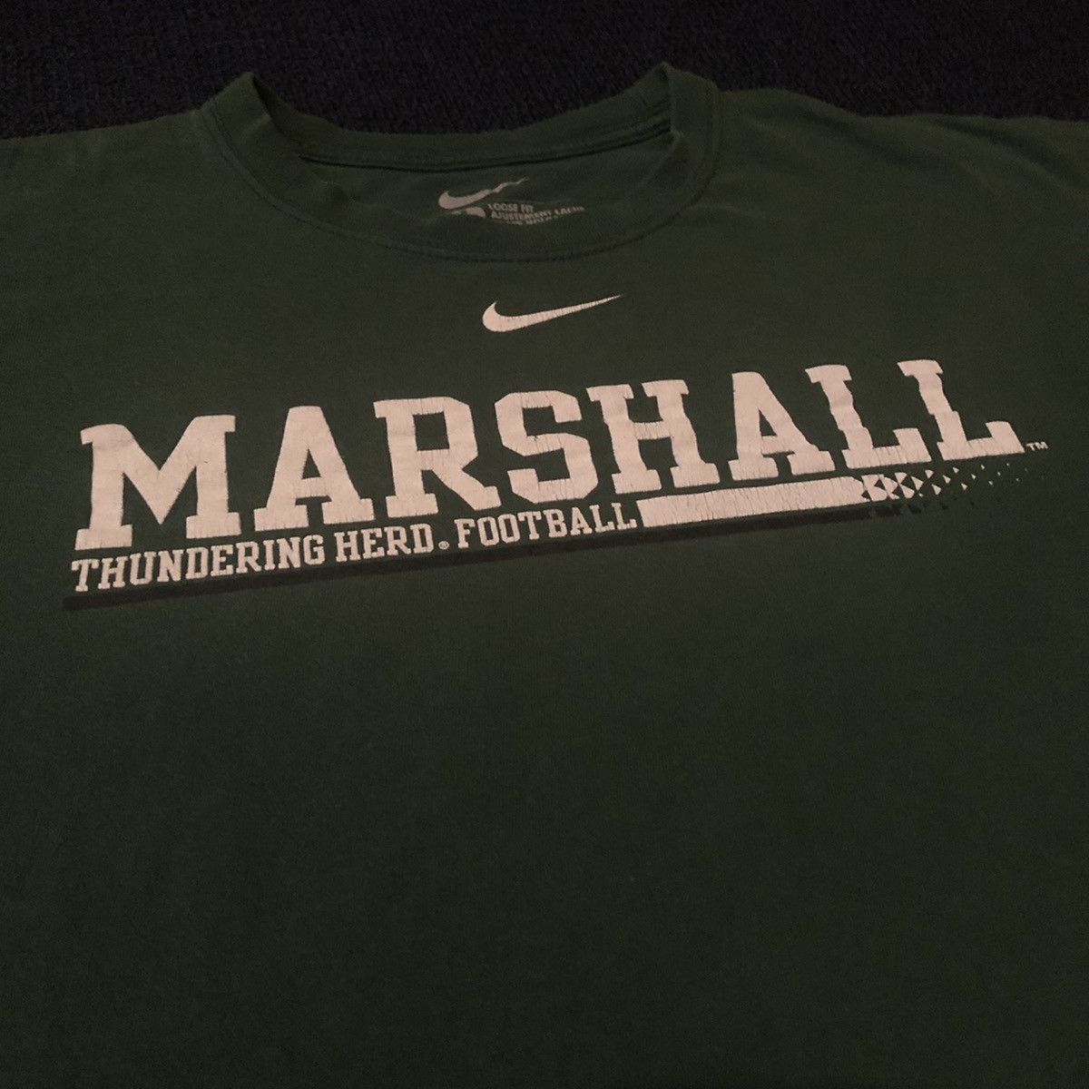 Nike Vintage Nike Marshall University Center Swoosh Football Tee Size US L / EU 52-54 / 3 - 2 Thumbnail
