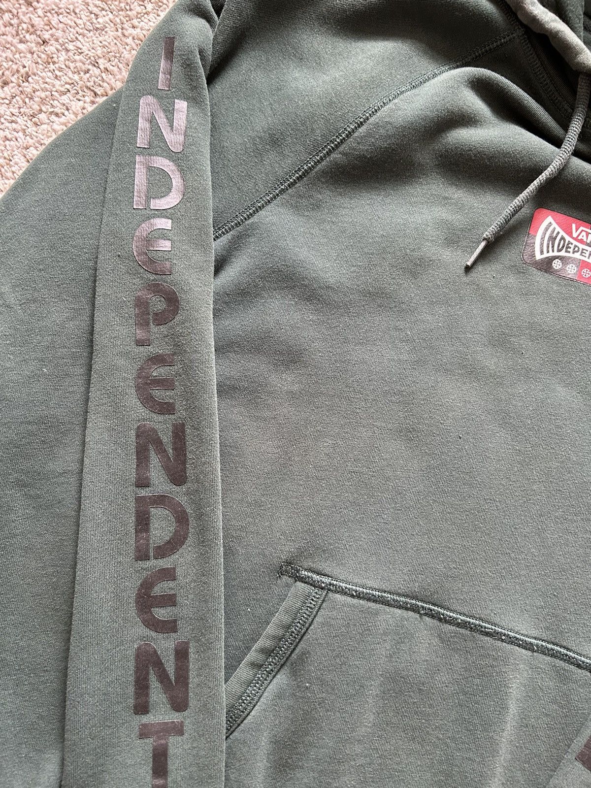 Vans x independent hoodie sales