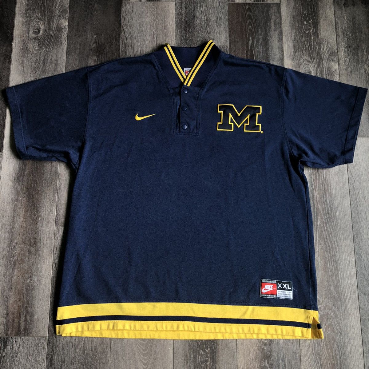 Nike Vintage 90s Nike Michigan Wolverines Warm Up Shooting Jersey Size US XXL / EU 58 / 5 - 1 Thumbnail
