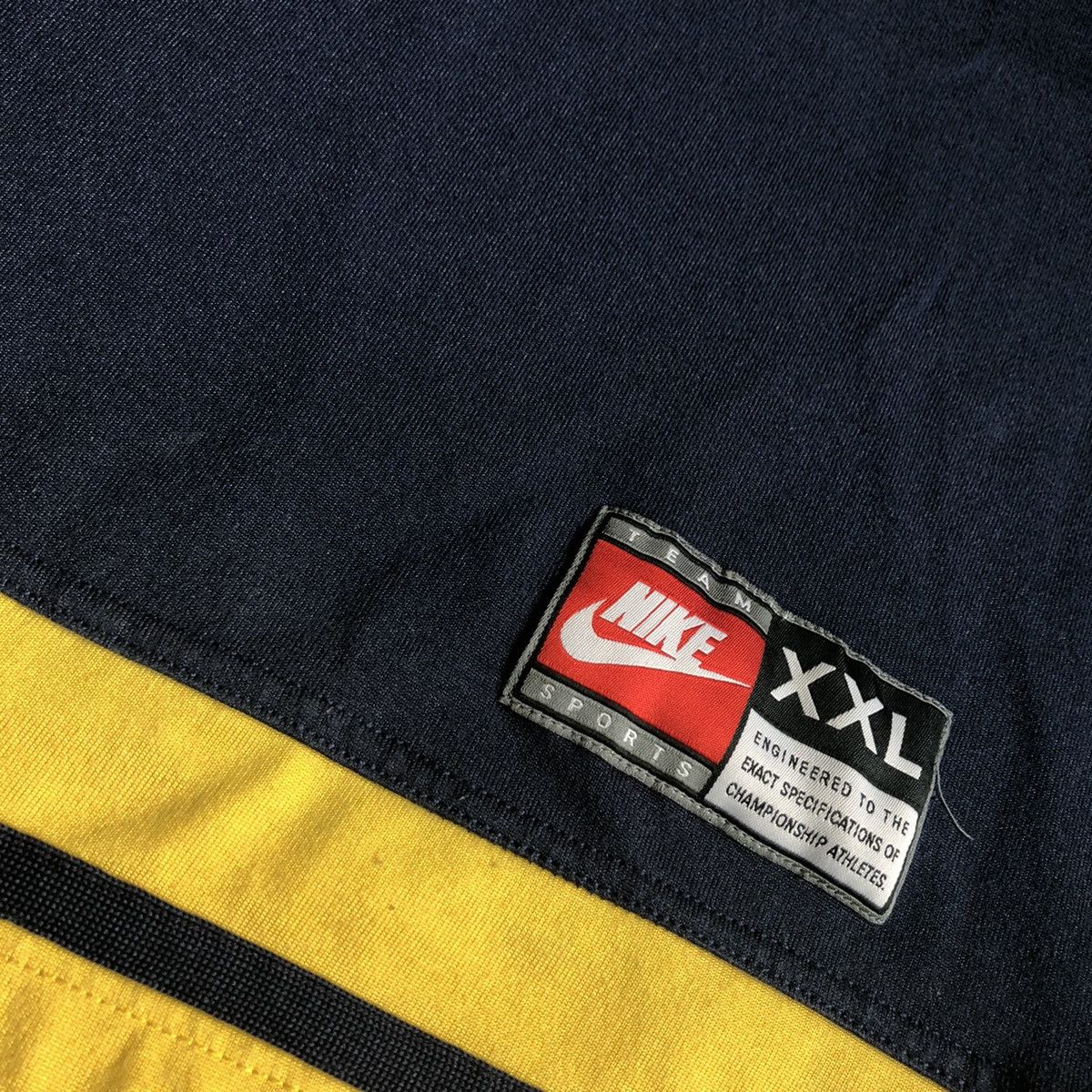 Nike Vintage 90s Nike Michigan Wolverines Warm Up Shooting Jersey Size US XXL / EU 58 / 5 - 3 Thumbnail