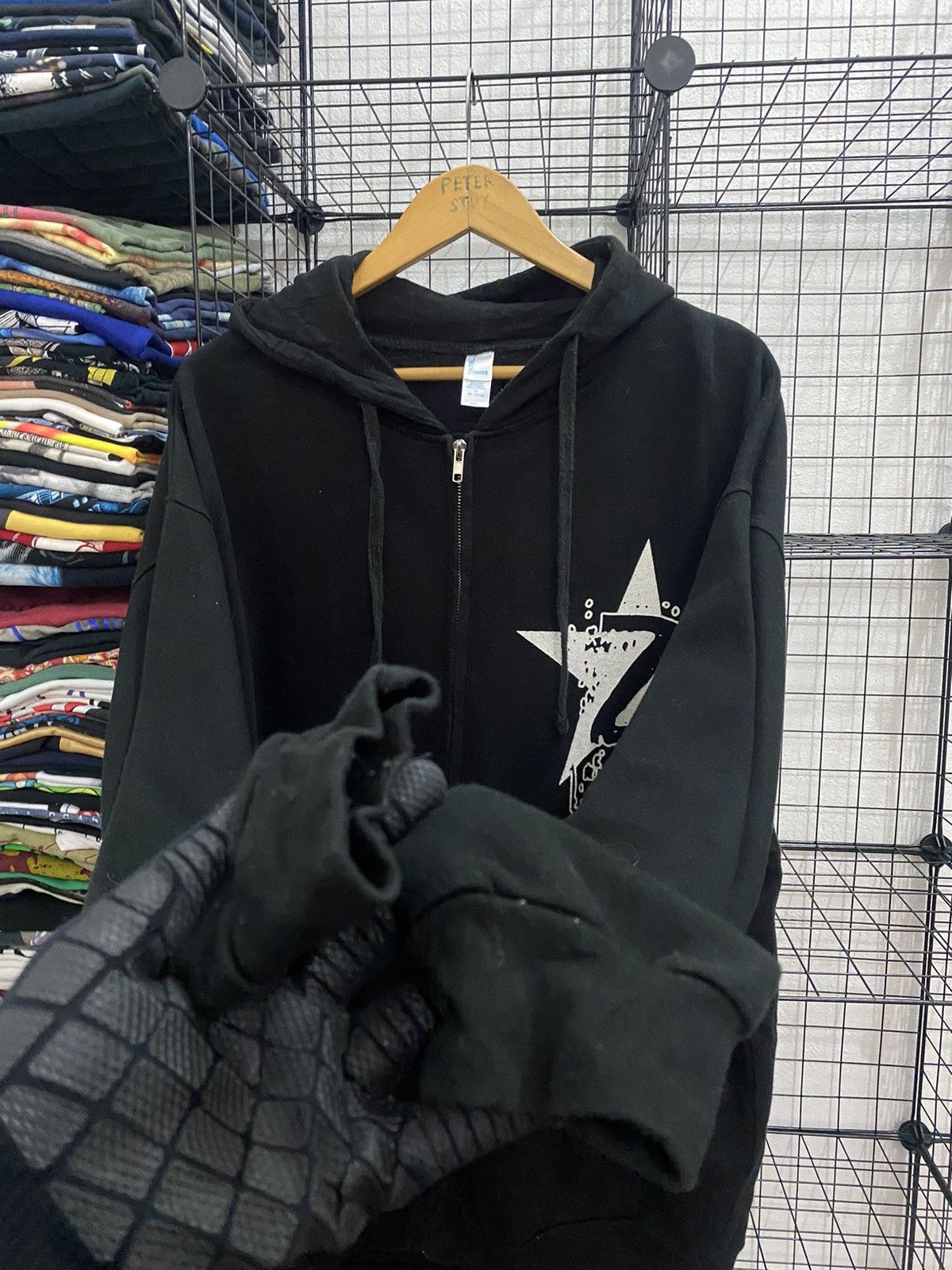 Band Tees × Vintage MFZB RECORD PUNK ROCK MEN’S HOODIES Size US XL / EU 56 / 4 - 4 Thumbnail