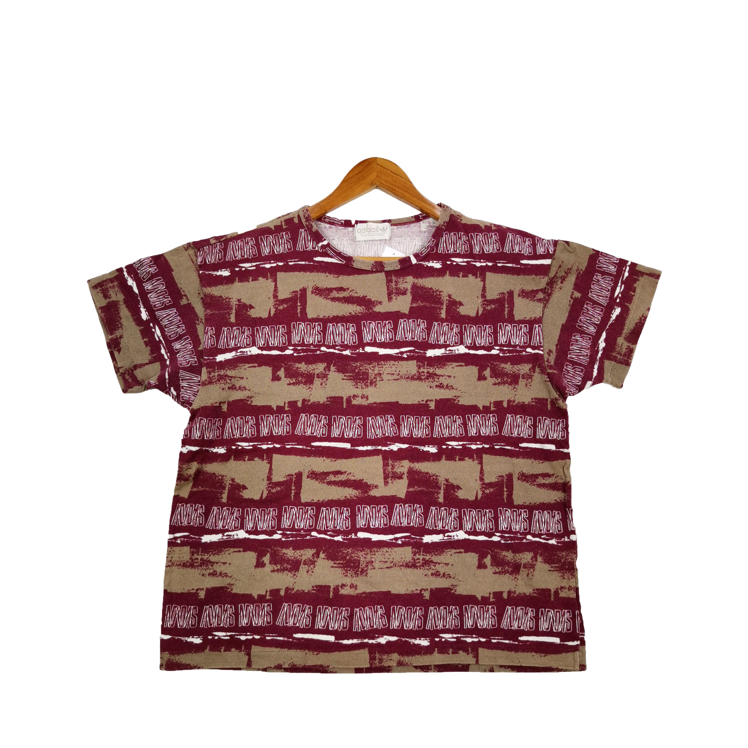 Adidas Vintage Adidas T-Shirt Over Print Tees Shirt 56789 Size US L / EU 52-54 / 3 - 1 Thumbnail