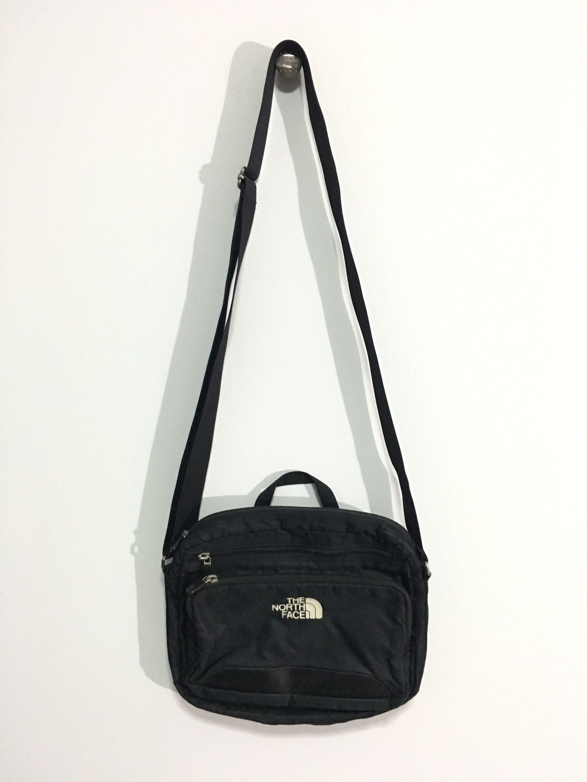The North Face Vintage The North Face Crossbody Bag Shoulder Bag Black Size ONE SIZE - 1 Thumbnail