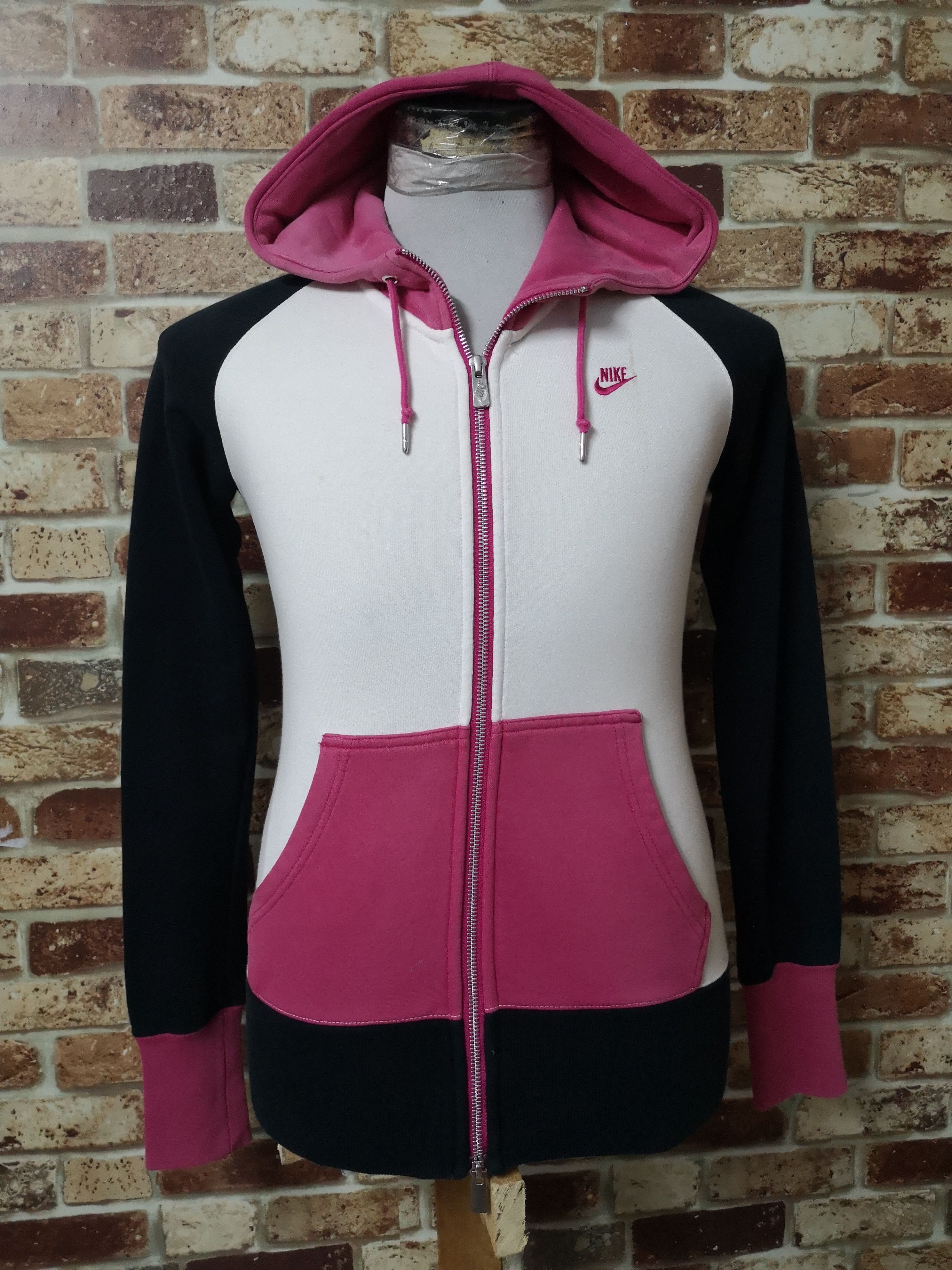 Nike Nike Hoodies Nice Design Size US S / EU 44-46 / 1 - 1 Thumbnail