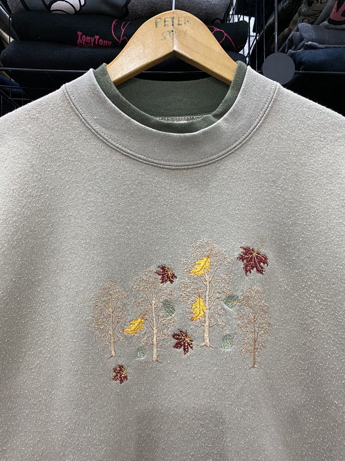 Vintage VINTAGE MADE USA EMBROIDERY TREE SWEATER Size US L / EU 52-54 / 3 - 2 Thumbnail