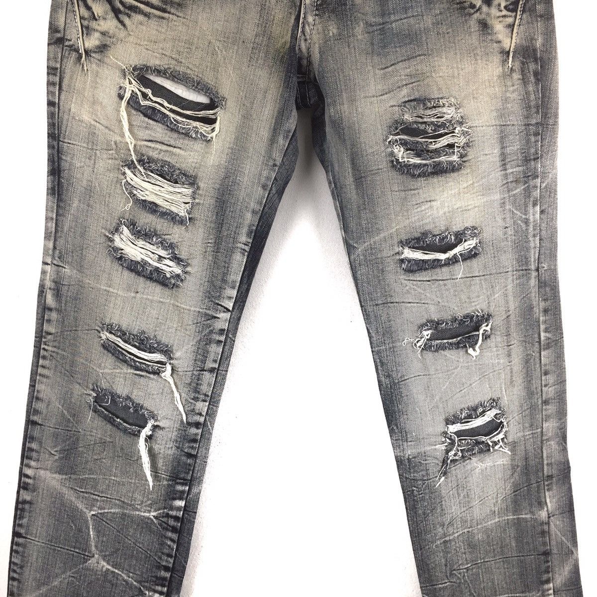 Japanese Brand Japanese denim Double waist distressed jeans Size US 30 / EU 46 - 2 Thumbnail