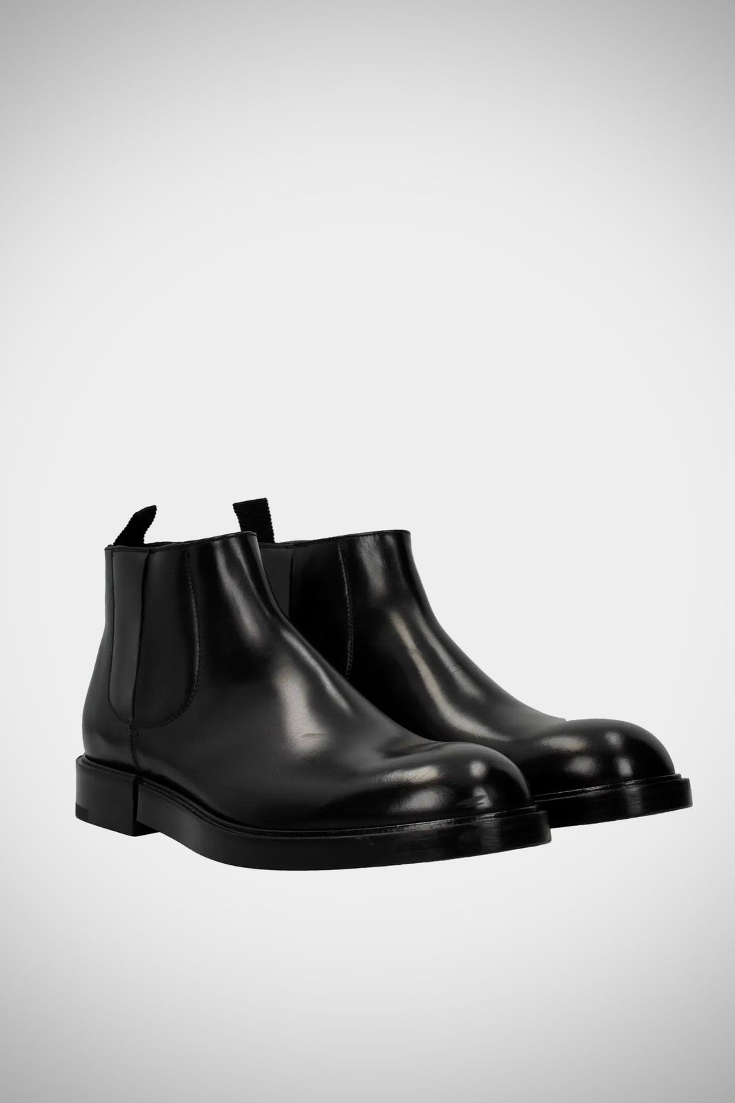 Dolce & Gabbana Chelsea boots, 45% off retail | Grailed
