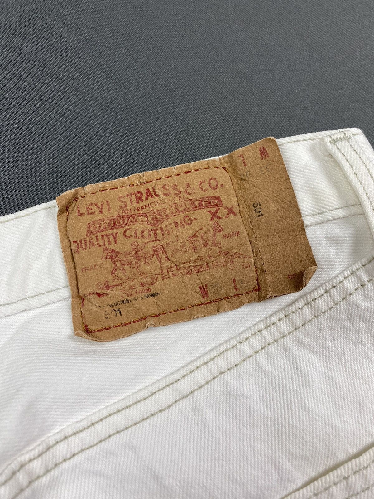 Levi's 1990’s Vintage Levi’s 501 White Denim Jeans Pants Size US 33 - 14 Thumbnail
