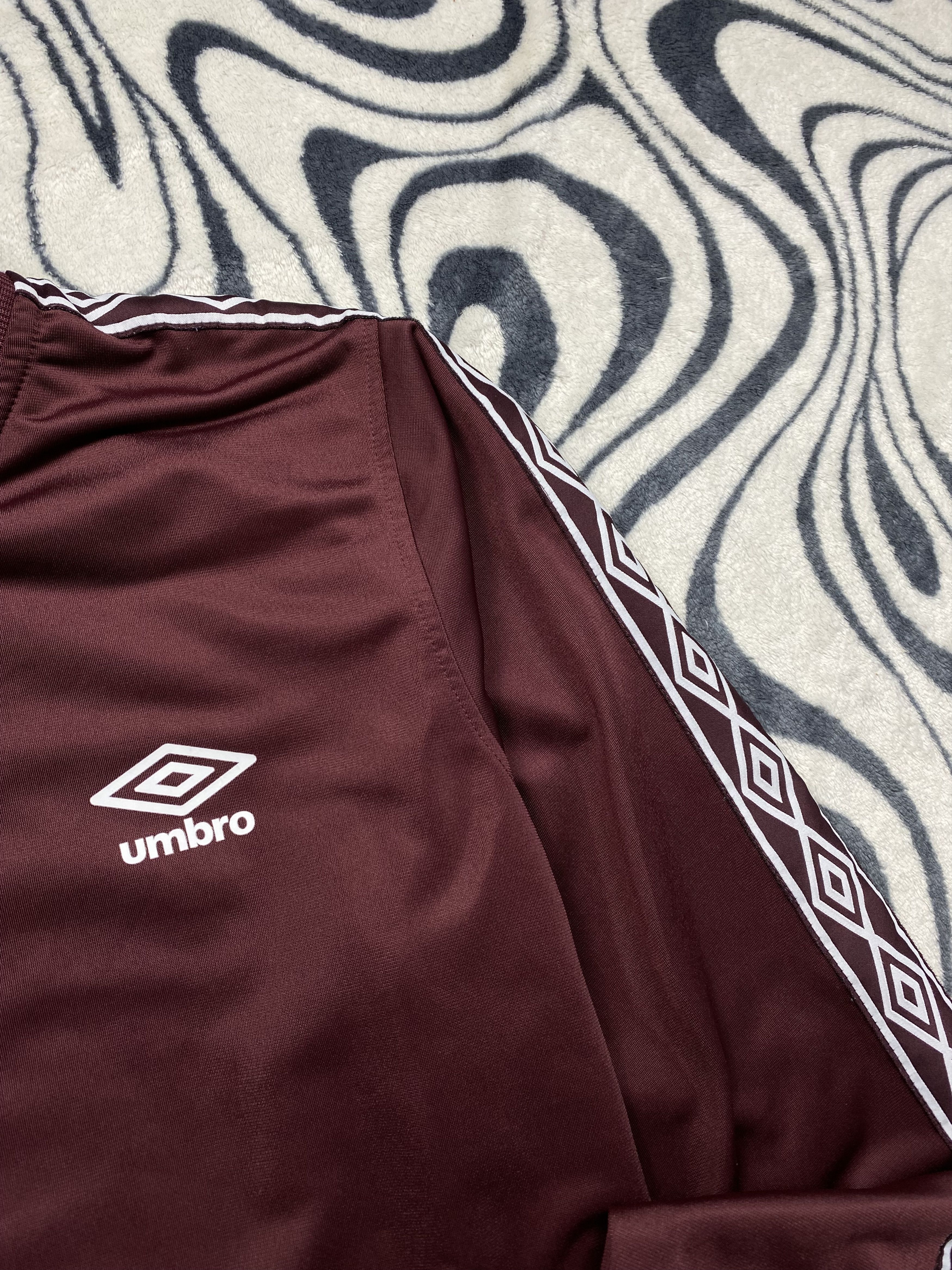 Umbro Umbro Vintage Track Top Jacket Y2K Size US S / EU 44-46 / 1 - 3 Thumbnail