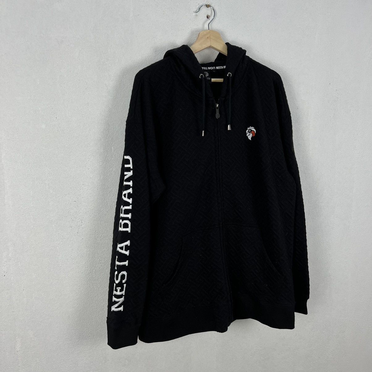 Japanese Brand RARE BLACK HOODIE NESTA RARE DESIGN Size US XL / EU 56 / 4 - 2 Thumbnail