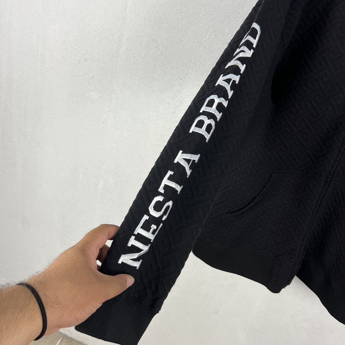 Japanese Brand RARE BLACK HOODIE NESTA RARE DESIGN Size US XL / EU 56 / 4 - 4 Thumbnail