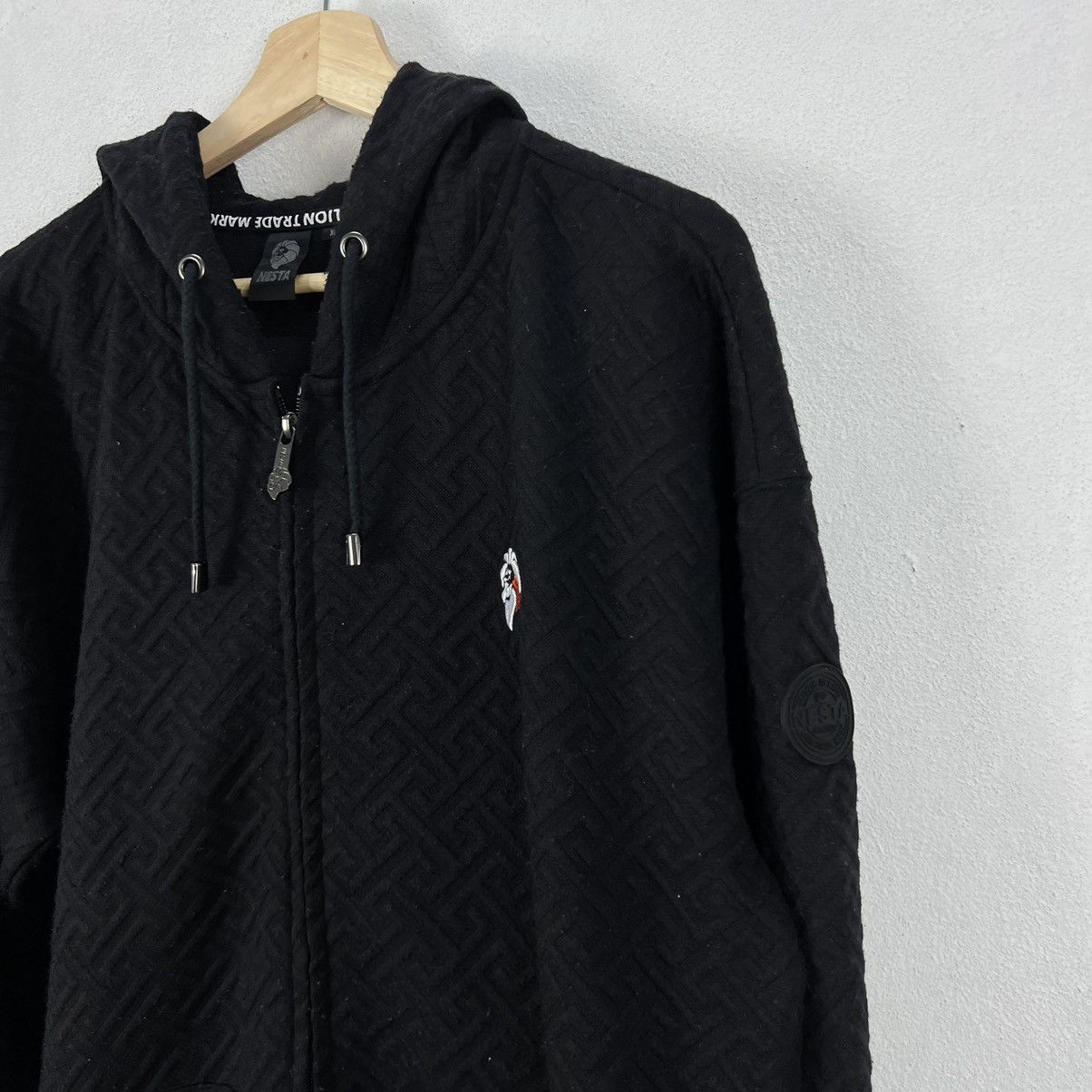 Japanese Brand RARE BLACK HOODIE NESTA RARE DESIGN Size US XL / EU 56 / 4 - 3 Thumbnail