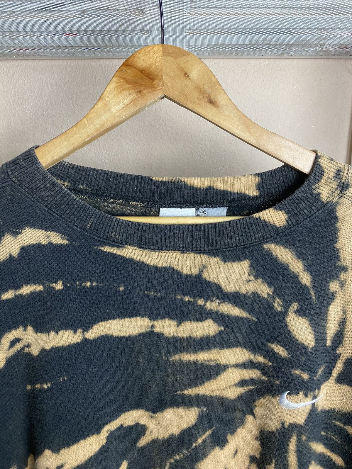 Vintage Vintage Nike Mini Swoosh Custom Tye Dye Size US XL / EU 56 / 4 - 3 Thumbnail