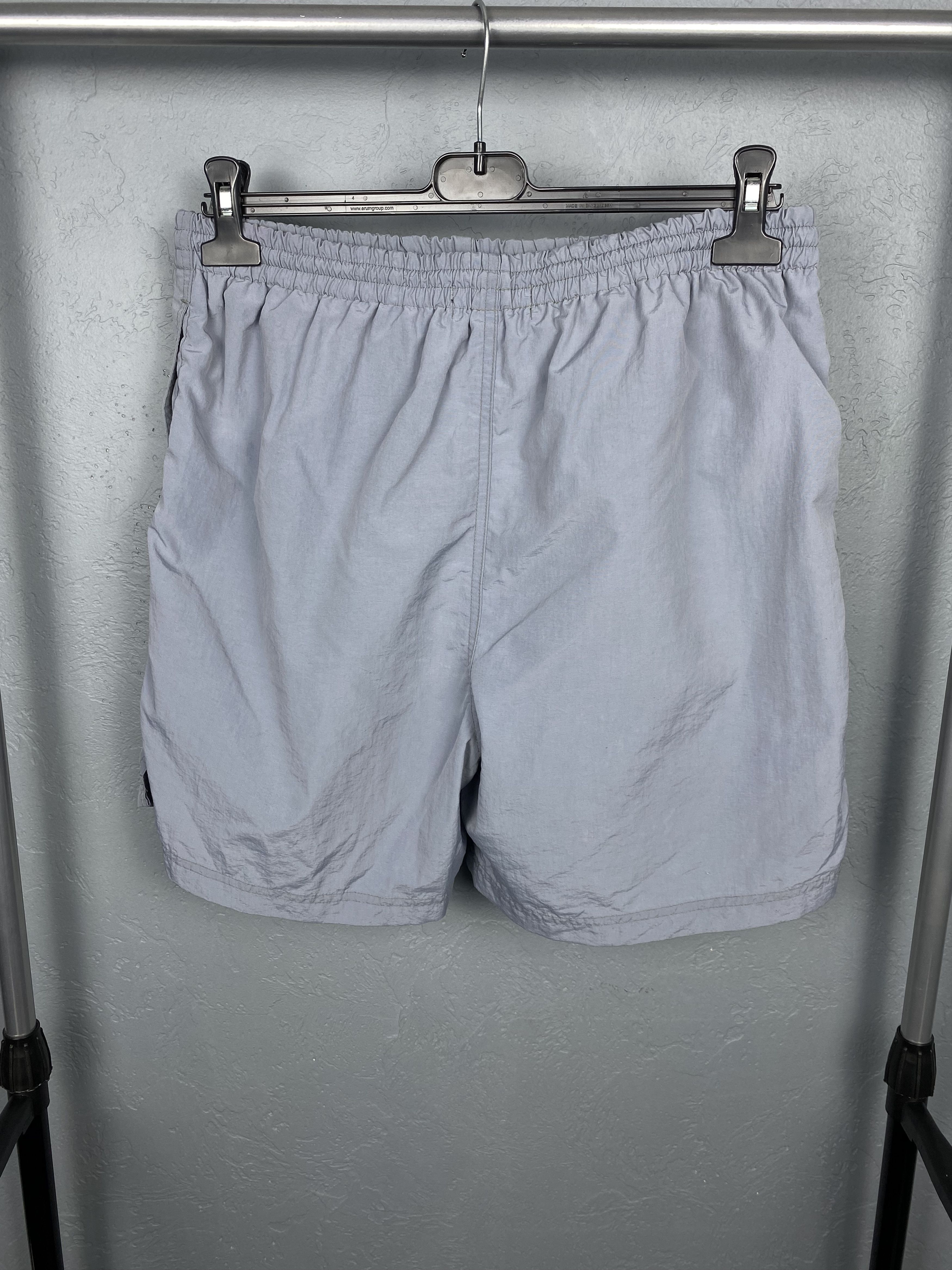 Yves Saint Laurent Yves Saint Laurent YSL Vintage Mens Nylon Shorts Size US 34 / EU 50 - 7 Thumbnail