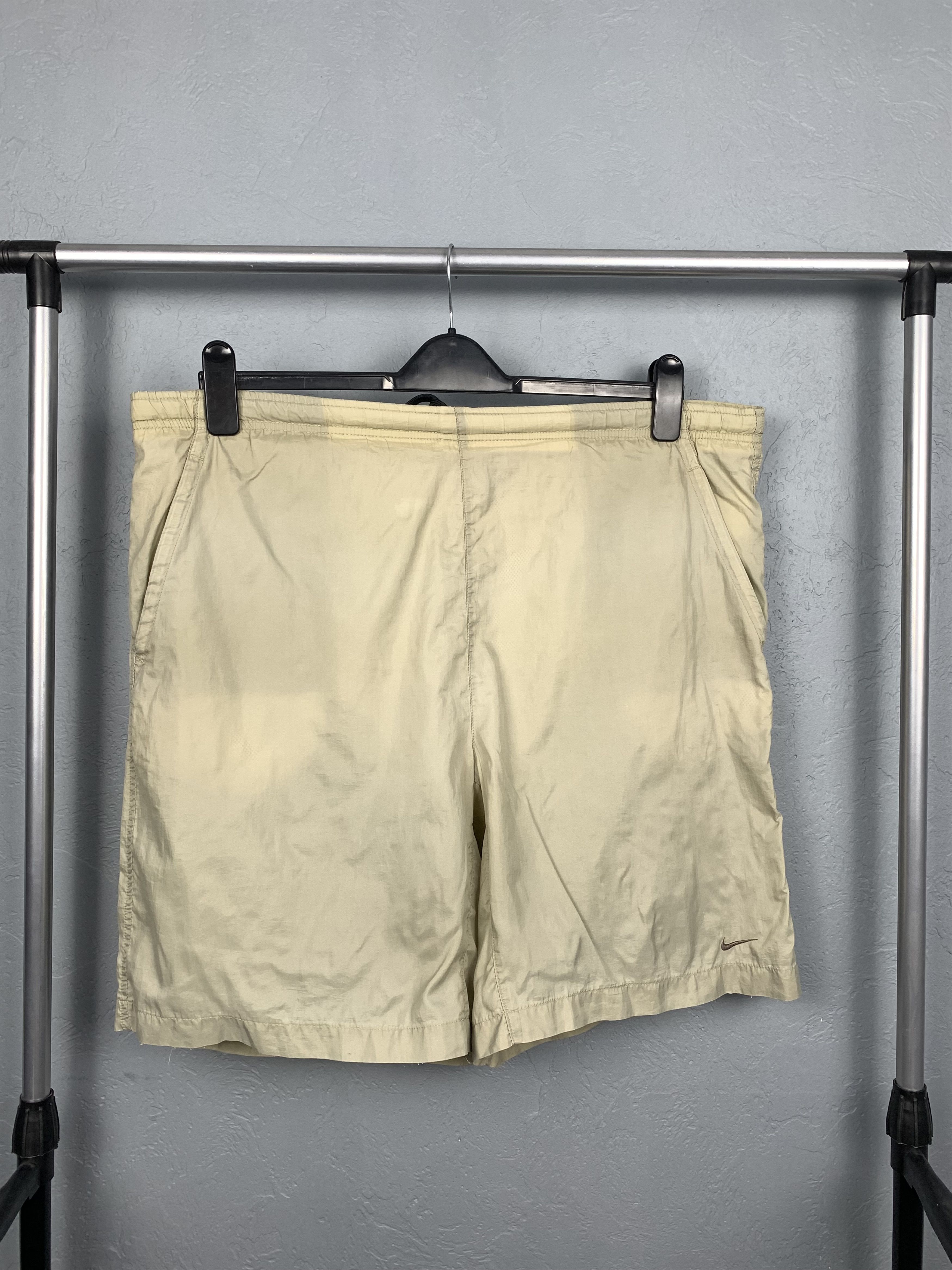 Nike × Vintage Vintage Nike Mens Nylon Shorts Y2K Size US 34 / EU 50 - 1 Thumbnail