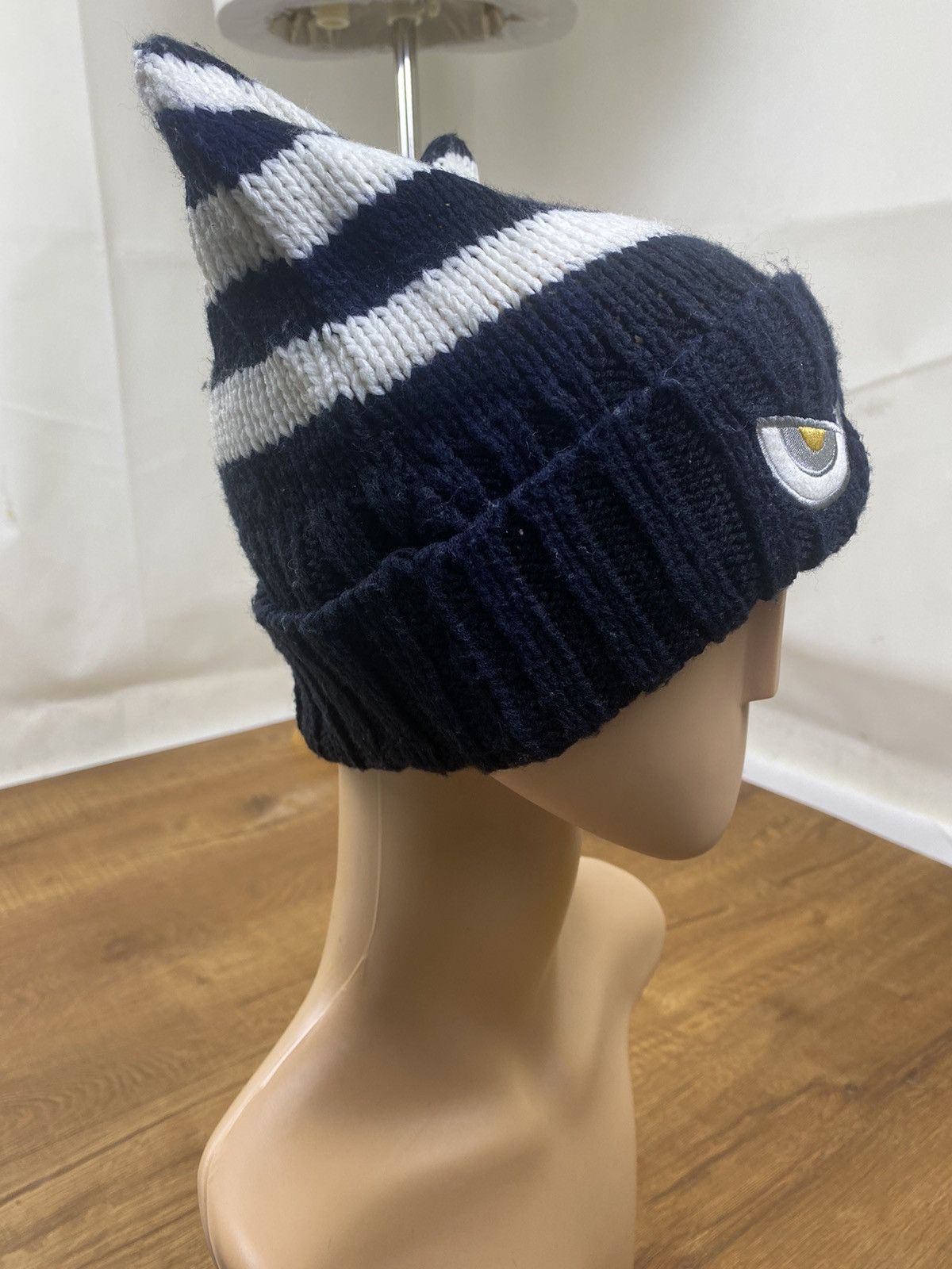 Japanese Brand Eye Embroidery Devil Inspired By CDG Josewong Beanie Hat Size ONE SIZE - 4 Thumbnail