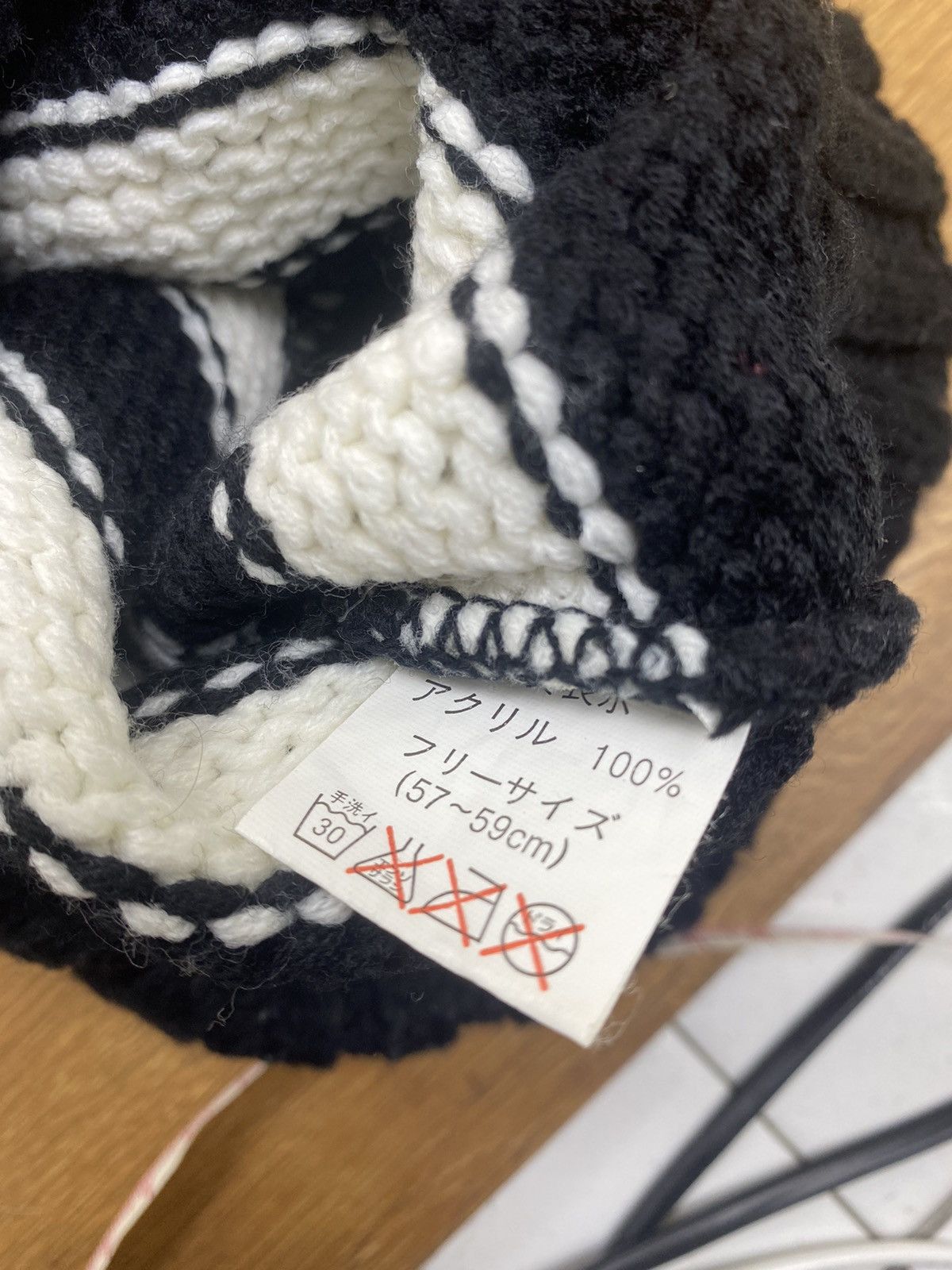 Japanese Brand Eye Embroidery Devil Inspired By CDG Josewong Beanie Hat Size ONE SIZE - 5 Thumbnail