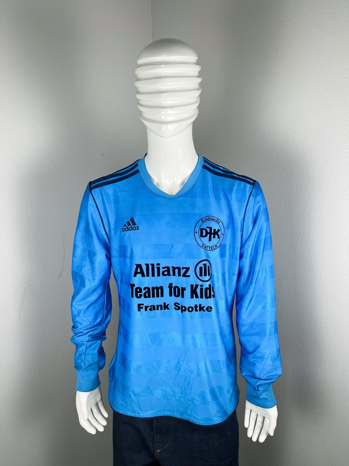 Vintage Vintage adidas Eintracht Size US L / EU 52-54 / 3 - 1 Thumbnail