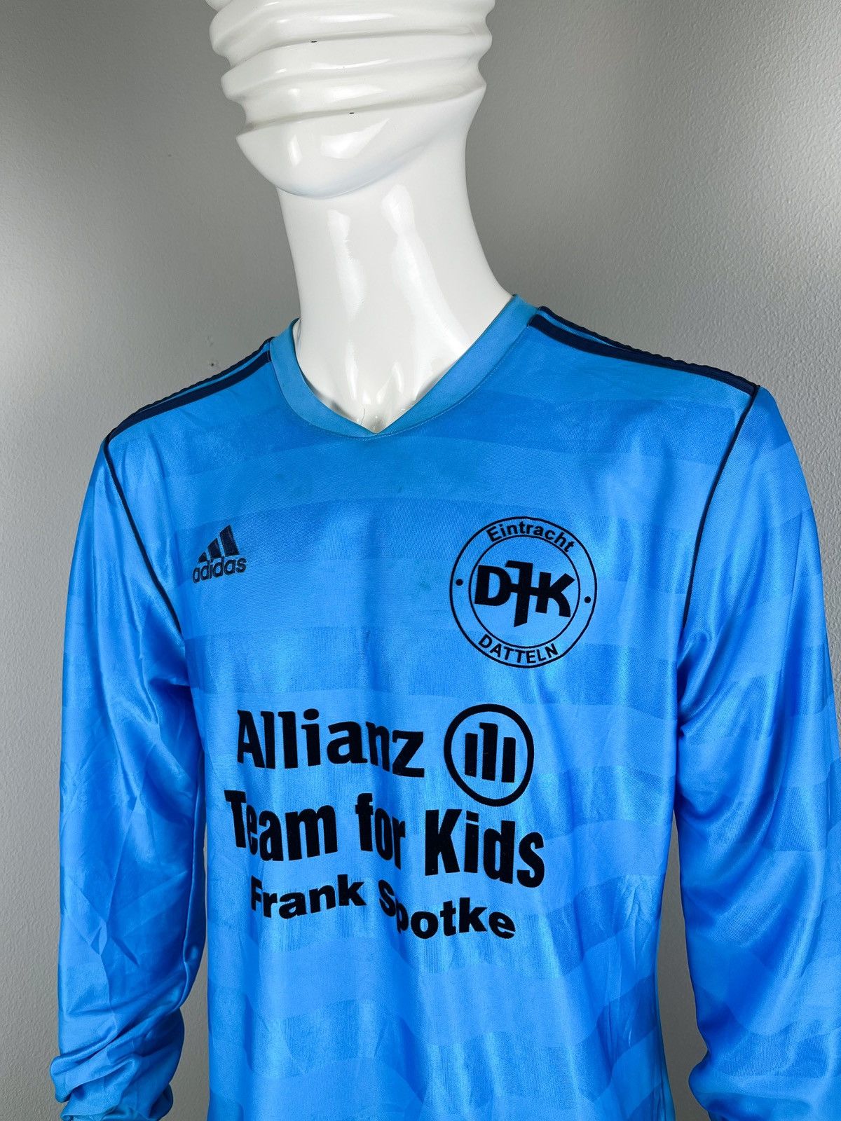Vintage Vintage adidas Eintracht Size US L / EU 52-54 / 3 - 3 Thumbnail