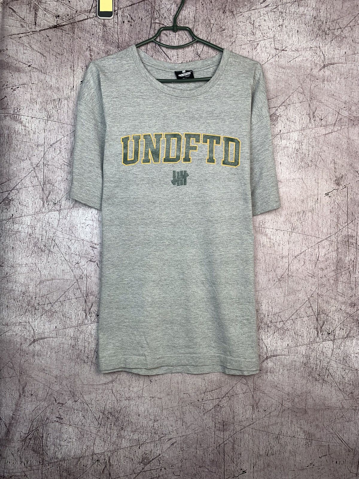 Undefeated Undefeated vintage t-shirt tee Undftd Size US XL / EU 56 / 4 - 1 Thumbnail