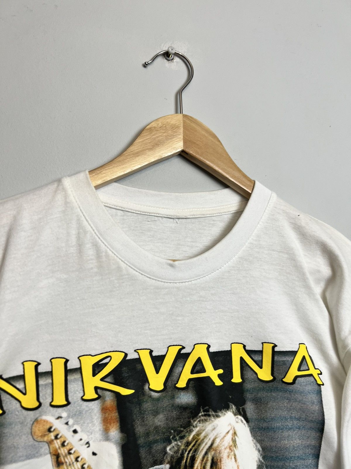 Band Tees Rare Vintage Kurt Cobain 00s Tshirt Nirvana Grunge Band Tee Size US M / EU 48-50 / 2 - 3 Thumbnail
