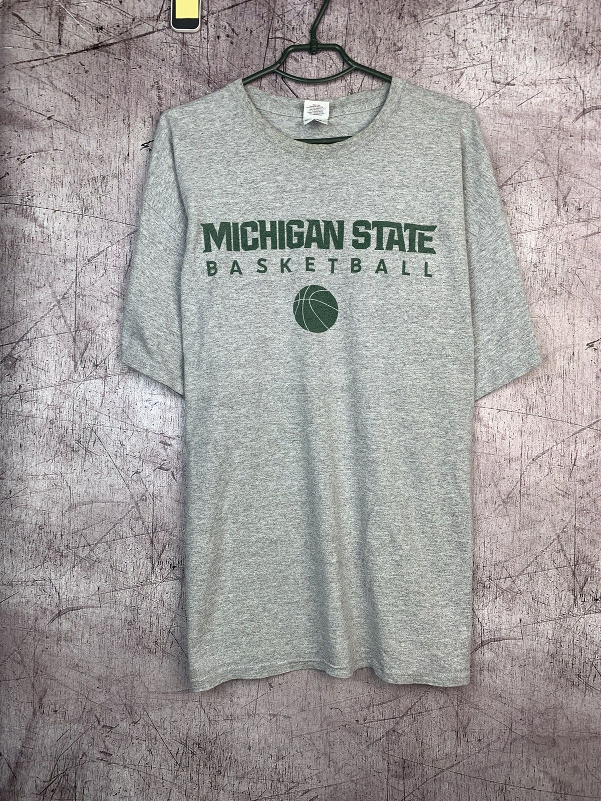 Vintage Michigan State Basketball Mens T-Shirt Size US XL / EU 56 / 4 - 1 Thumbnail