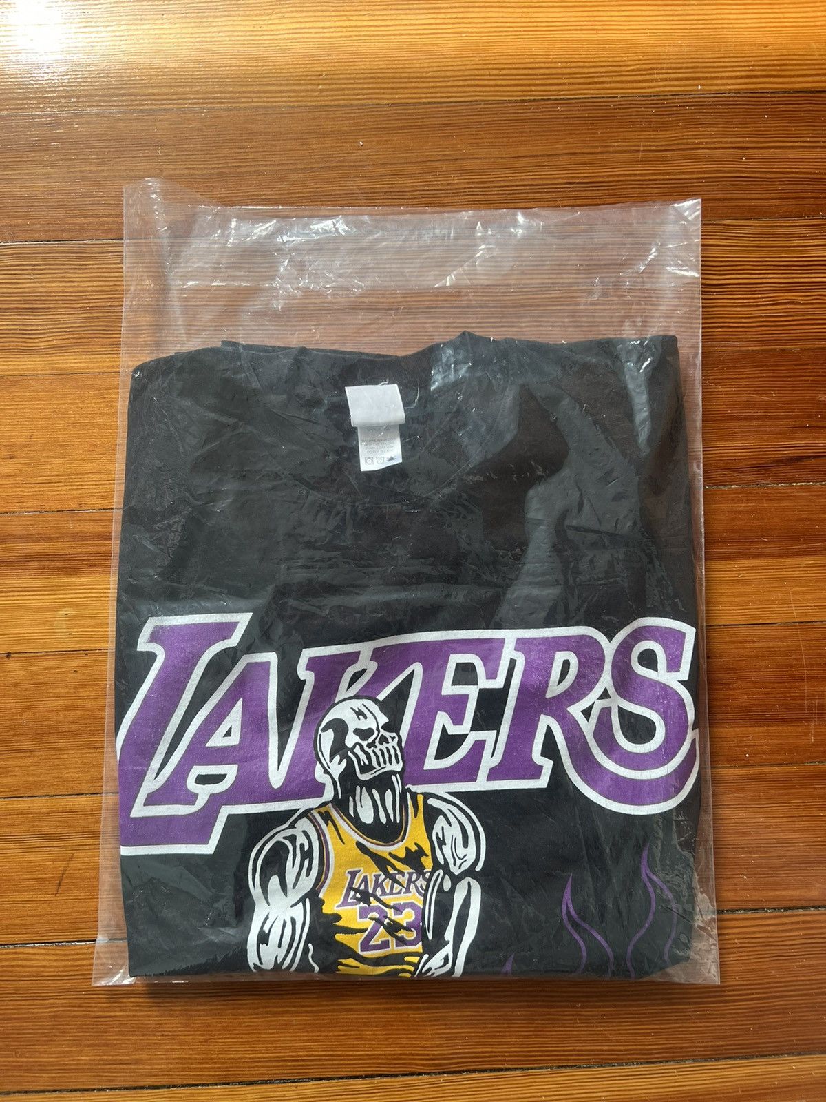 Warren Lotas Warren Lotas Lakers Tee Size US M / EU 48-50 / 2 - 4 Thumbnail
