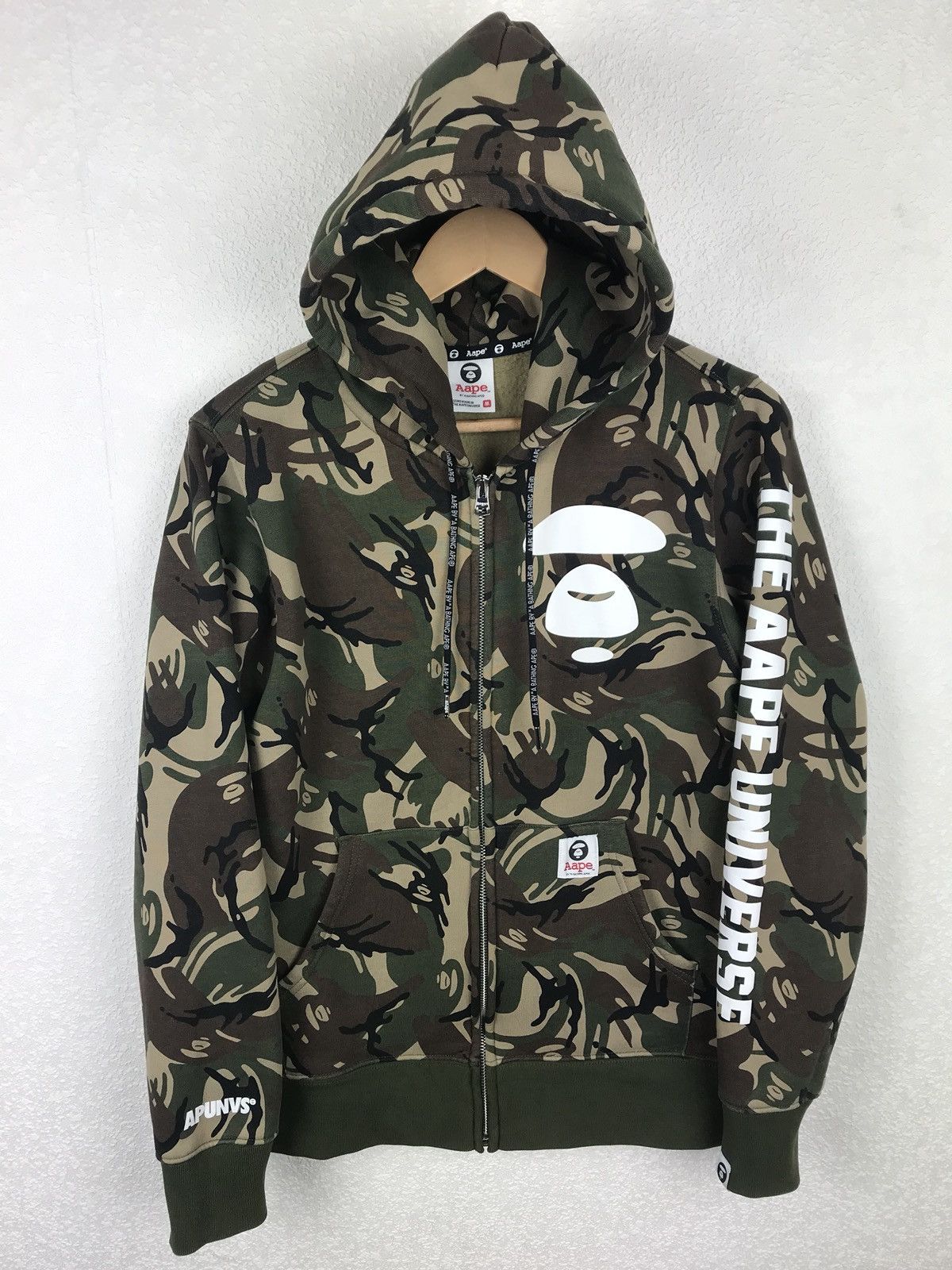 Bape Aape A Bathing Ape Camouflage Full Zip Hoodie Size US M / EU 48-50 / 2 - 1 Preview
