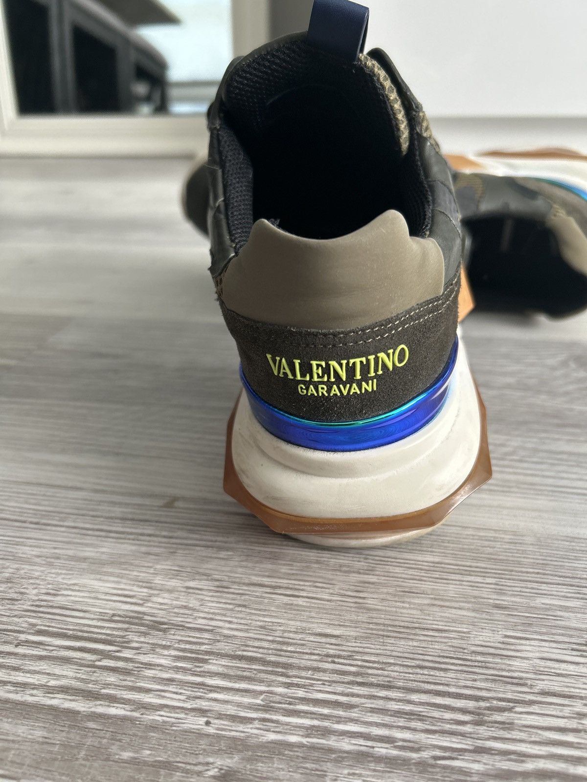 Valentino Valentino Garavani mesh runners Size US 10.5 / EU 43-44 - 6 Thumbnail