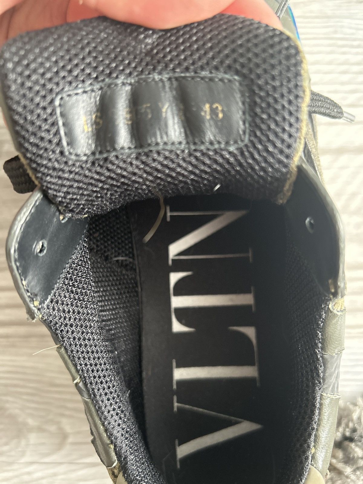 Valentino Valentino Garavani mesh runners Size US 10.5 / EU 43-44 - 5 Thumbnail
