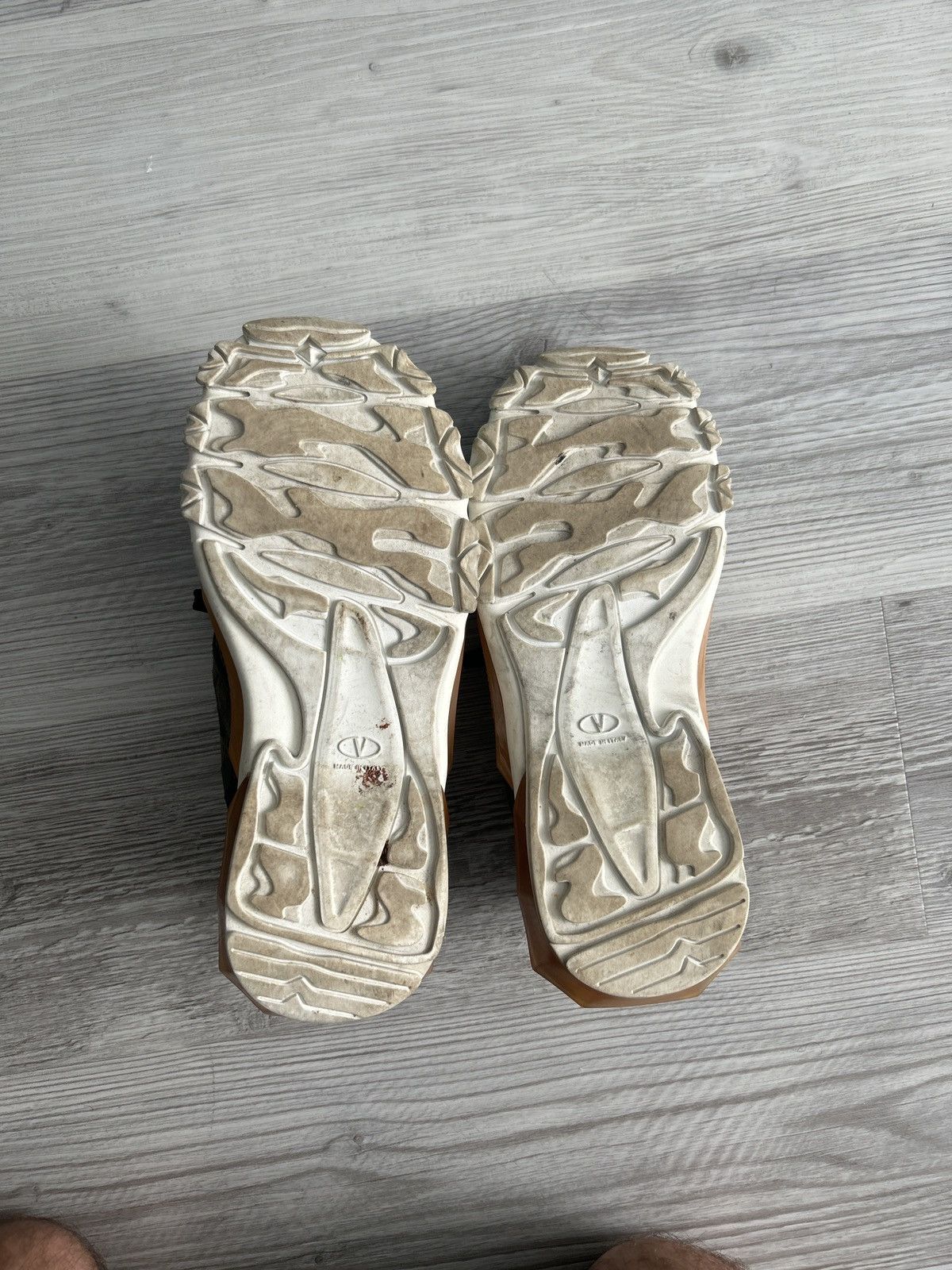 Valentino Valentino Garavani mesh runners Size US 10.5 / EU 43-44 - 2 Thumbnail