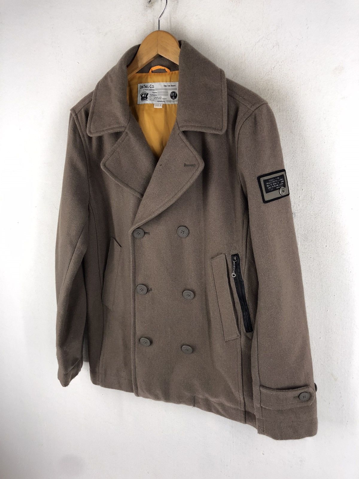 Diesel 🔥DIESEL THE BLACK GOLD ON THE BRAVE PEACOAT Size US M / EU 48-50 / 2 - 3 Thumbnail