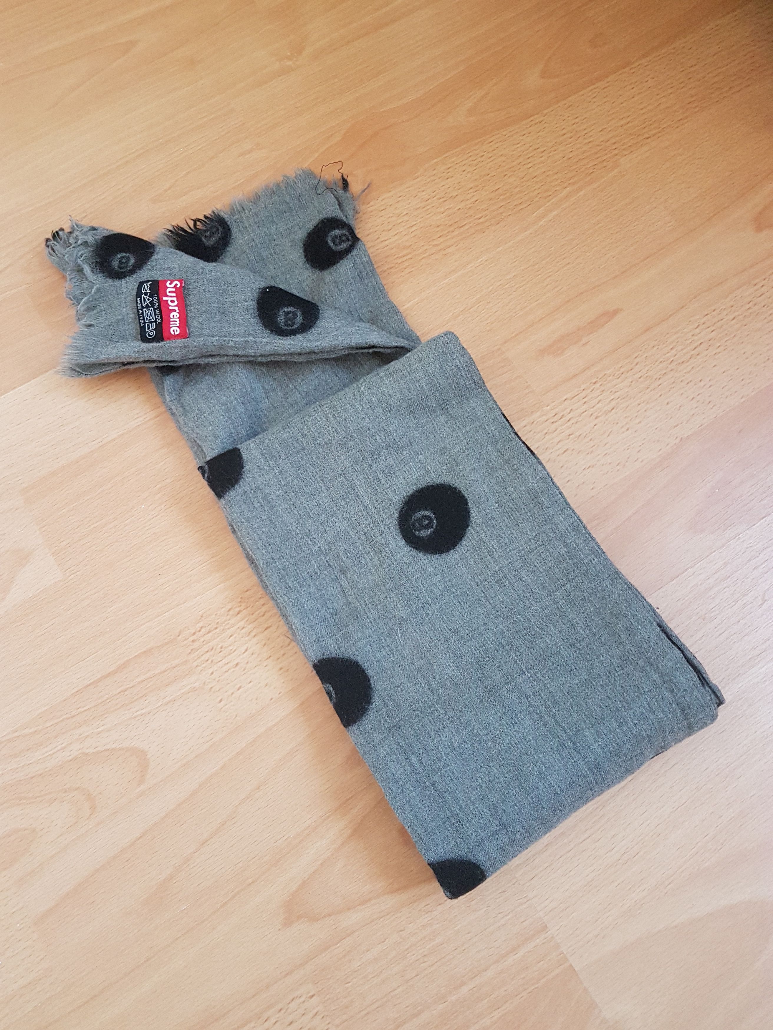 Supreme 8-Ball Scarf FW12 Size ONE SIZE - 1 Thumbnail