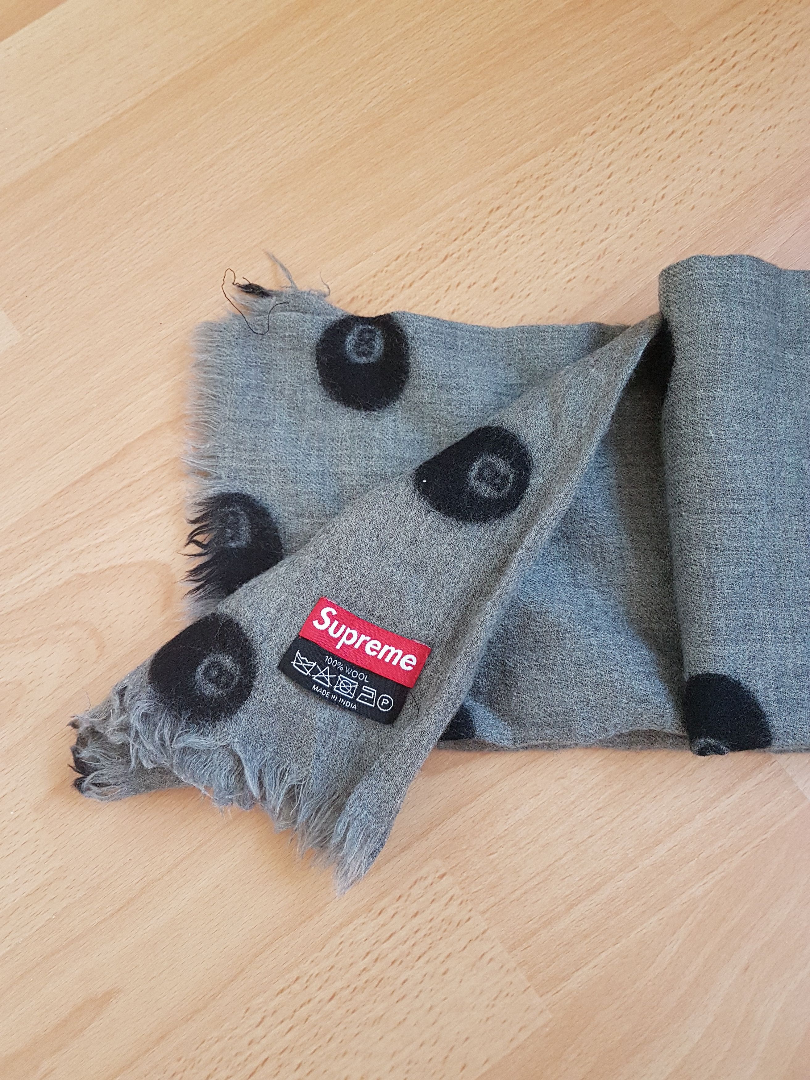 Supreme 8-Ball Scarf FW12 Size ONE SIZE - 2 Thumbnail