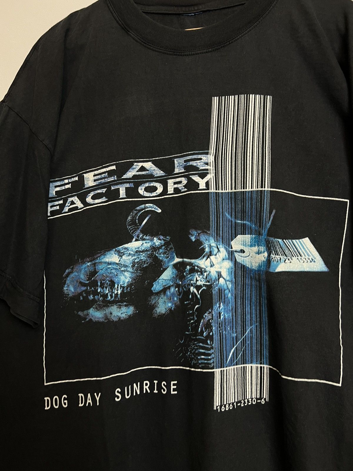 Band Tees 90s Fear Factory Dog Day Heavy Metal Blue Grape Vintage Tee Size US XL / EU 56 / 4 - 3 Thumbnail