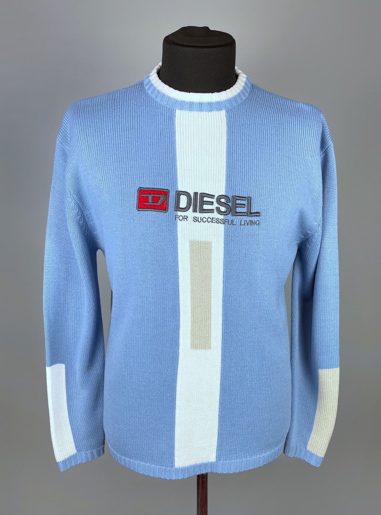 Diesel Vintage DIESEL Crew Neck Blue Knit Logo Sweater Size L Size US L / EU 52-54 / 3 - 3 Thumbnail