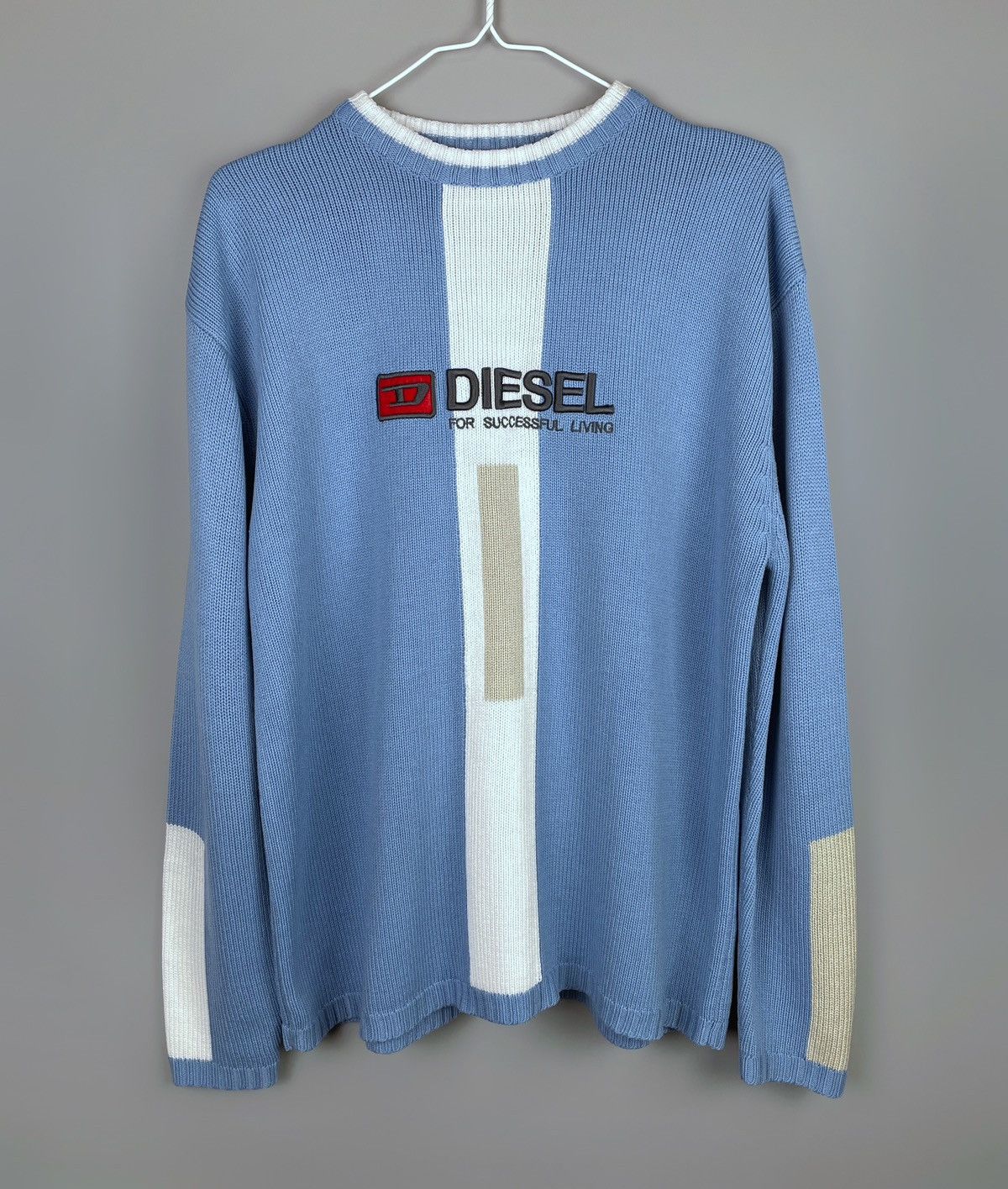 Diesel Vintage DIESEL Crew Neck Blue Knit Logo Sweater Size L Size US L / EU 52-54 / 3 - 1 Thumbnail