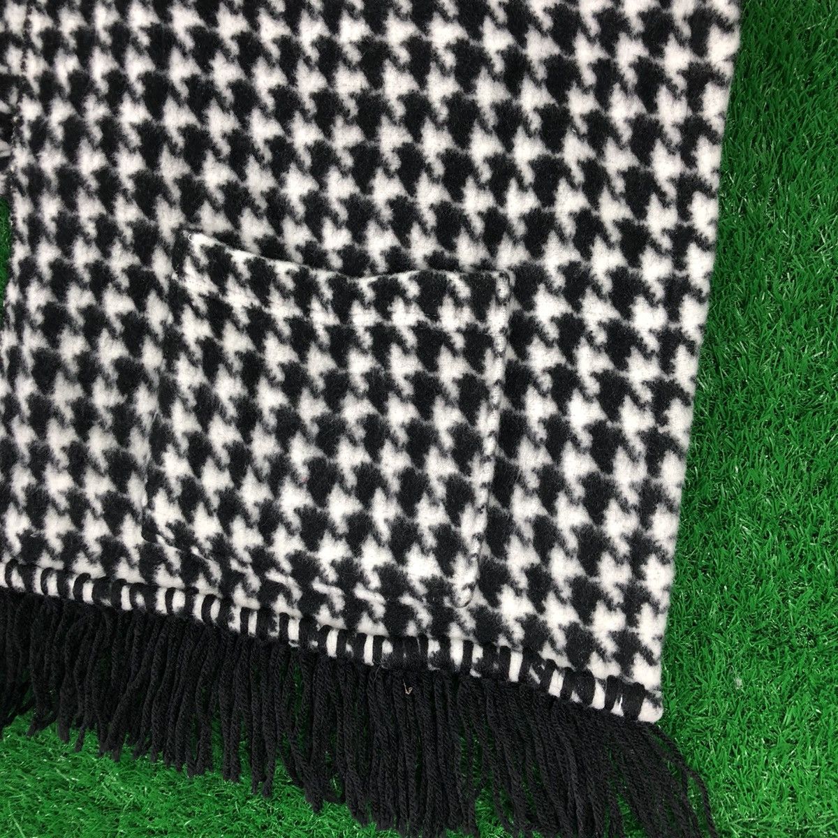 Other Vintage Wool Scarf Houndstooth With Pocket Size ONE SIZE - 3 Thumbnail