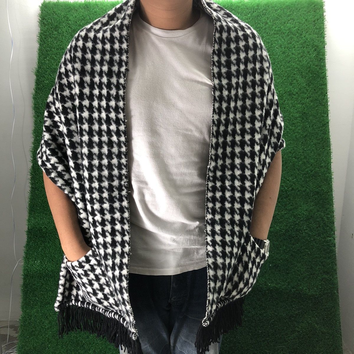Other Vintage Wool Scarf Houndstooth With Pocket Size ONE SIZE - 9 Thumbnail