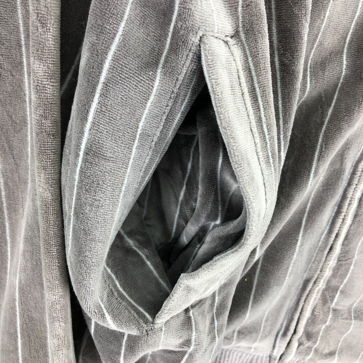 Japanese Brand Vintage Velvet Striped Zipper Sweater by Nirbana Size US M / EU 48-50 / 2 - 8 Thumbnail